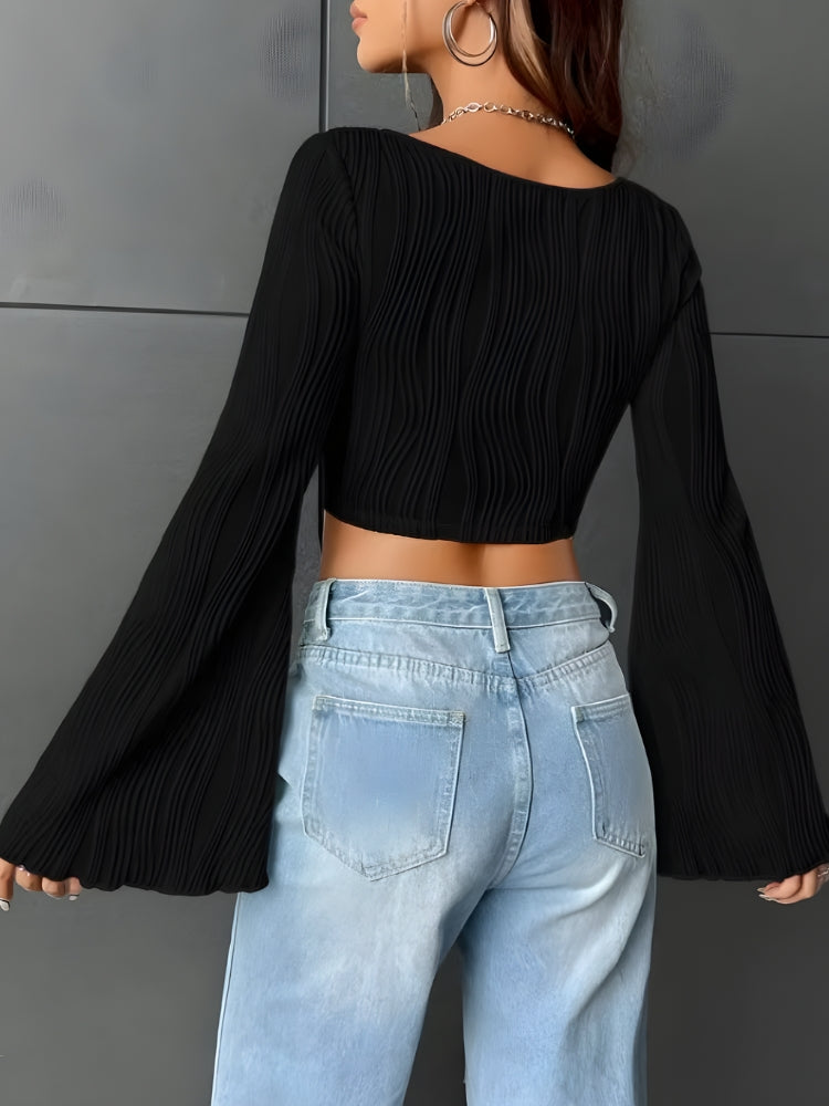 Y2K FLARED SLEEVE CROP TOP